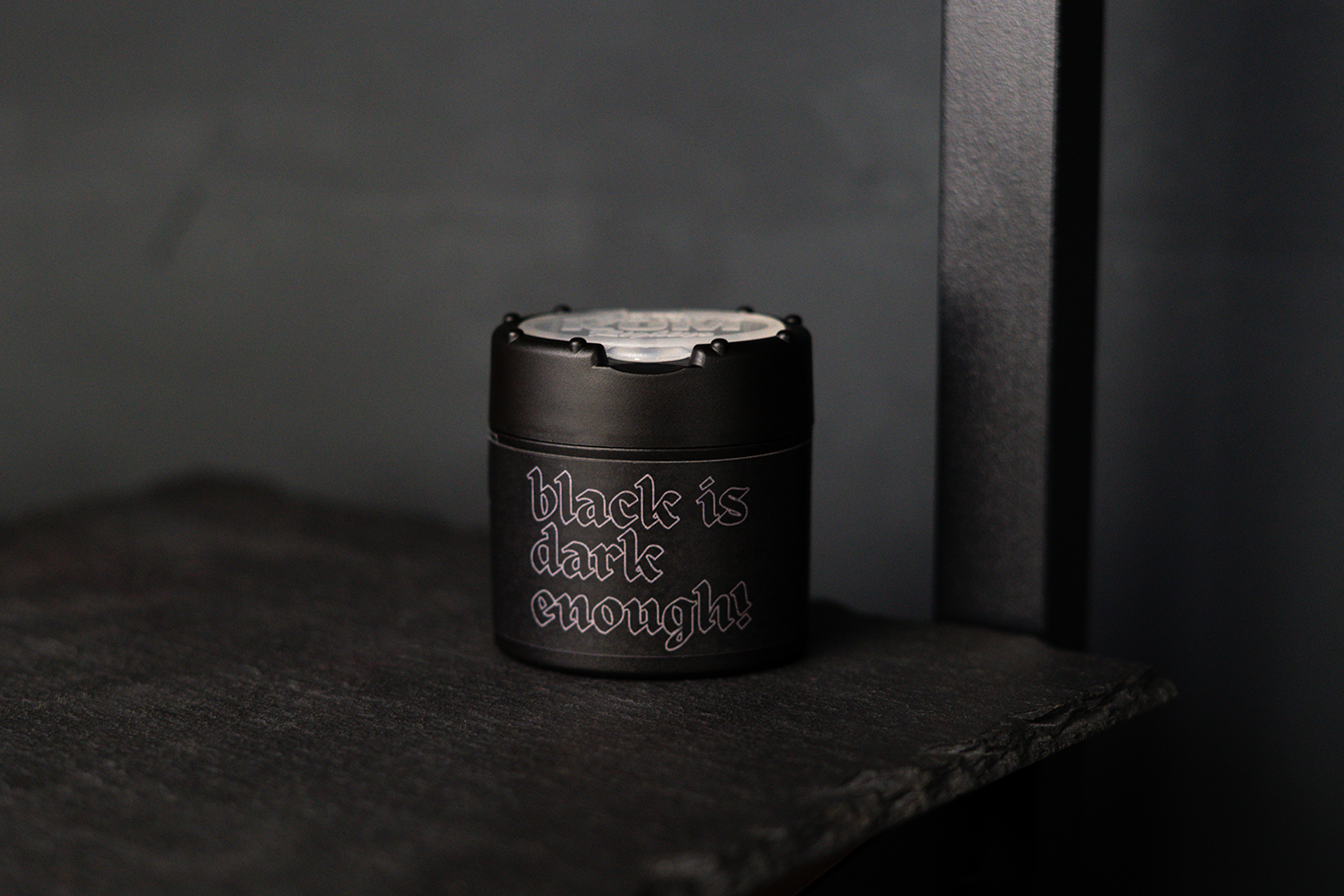 KUM Sharpener Black is dark enough in black with secure closure