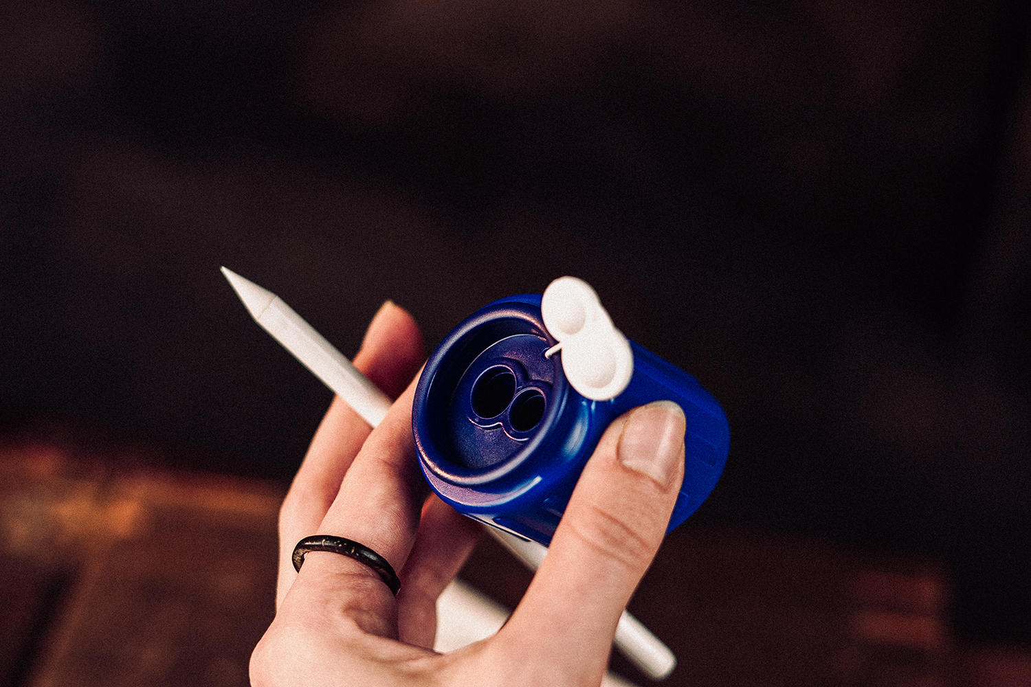 KUM Groove K2 Double Sharpener in Blue with Soft Container